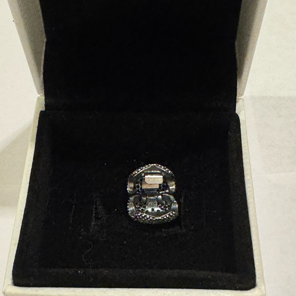 Pandora Retired Pavé Heart Clip Charm Clear CZ Sterling 925 - Picture 11 of 12